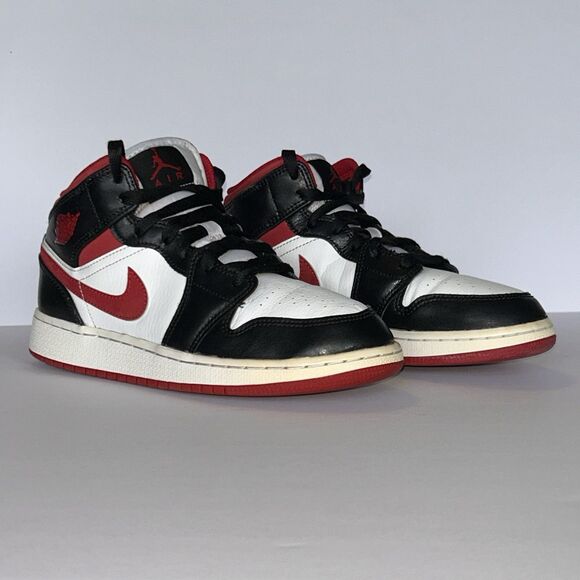 Nike Air Jordan 1 Mid Gym 4.5Y White Black Red Womens 6 - Picture 4 of 16